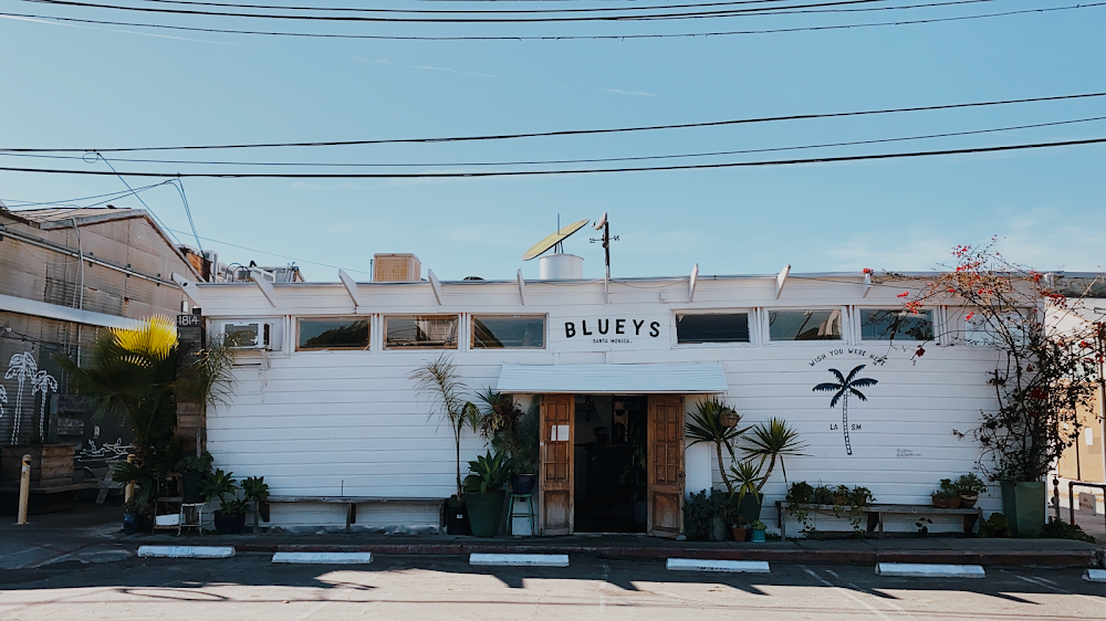 Blueys Market and Cafe